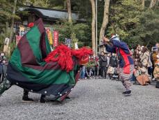 「能登忘れぬ」獅子神楽に願い　三重・敢国神社で新年の舞初祭