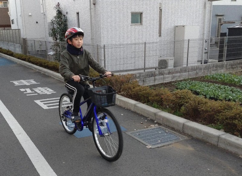 自転車の交通違反に青切符　わが子を「加害者」にしないための防止策