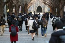 「痴漢に遭うリスクが…」　共通テストは私服？制服？　悩む受験生