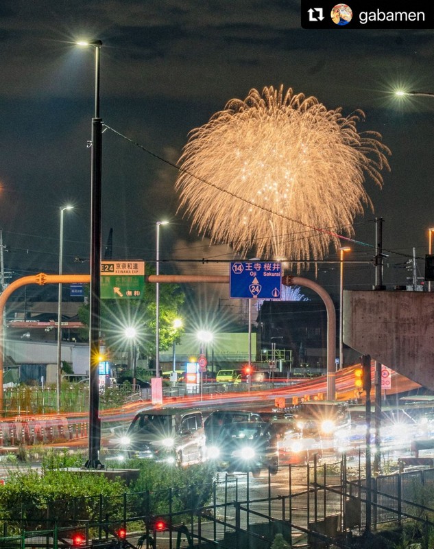 藤原宮跡や花火…「橿原の色」を写真で　インスタ投稿の130点展示