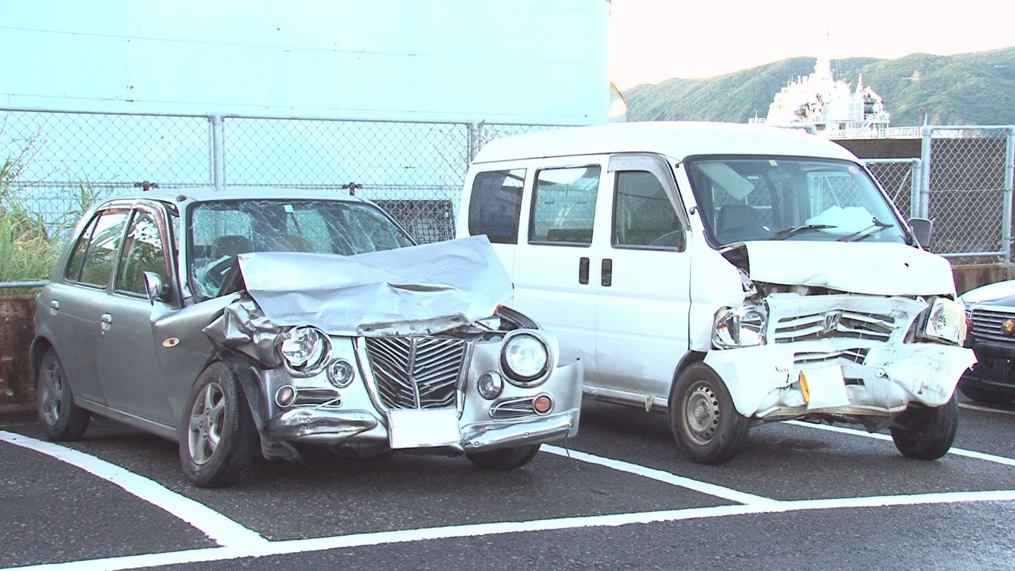 奄美市の国道で軽ワゴン車と乗用車が正面衝突　70代男性が死亡　鹿児島