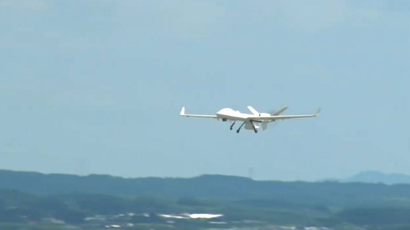 大型無人機シーガーディアン　実際に東シナ海へ向かい警戒監視の試験飛行始める　鹿児島