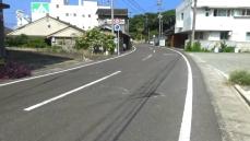 「男性が血だらけになって道路上で倒れている」ひき逃げ容疑で警察が捜査　帰省中の会社員（30代）けが　鹿児島・西之表市