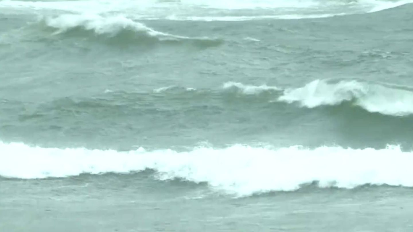 台風14号　奄美の一部が強風域に　夜はじめごろ最接近か　鹿児島