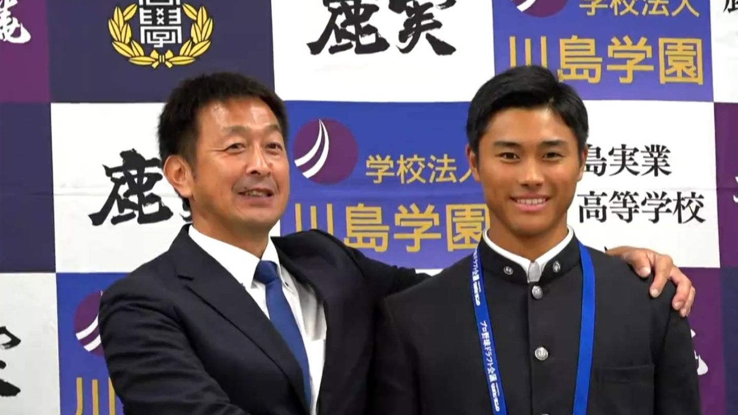 鹿児島実業・井上剣也投手　中日ドラゴンズと仮契約　150キロ台「球界を代表するような投手になりたい」