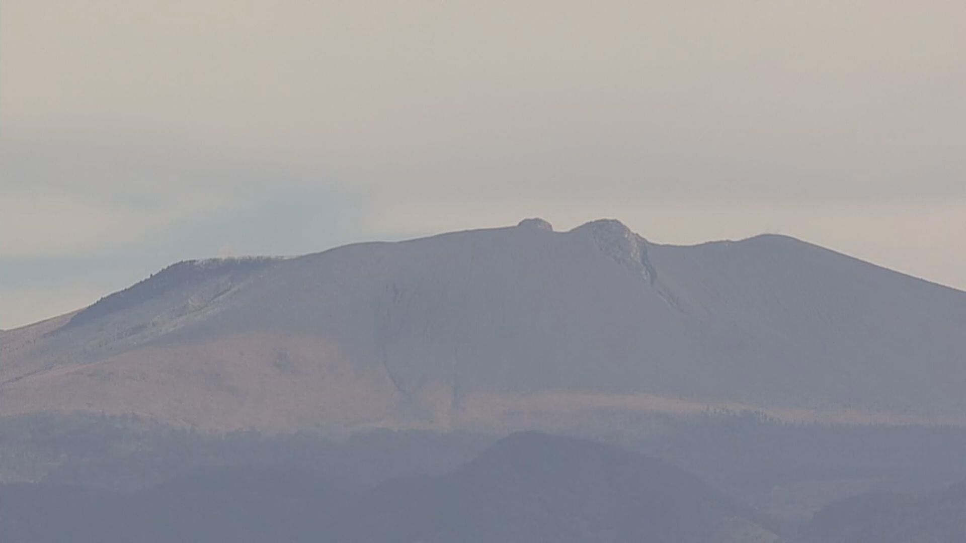 新燃岳の噴火警戒レベル1→2引き上げの可能性　火山性地震24時間で80回観測　現地調査も　鹿児島