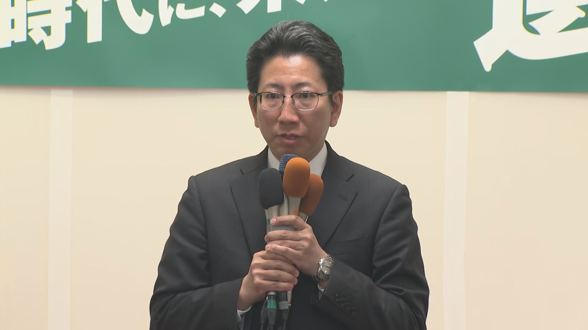 鹿児島市長選挙　下鶴隆央氏が当選