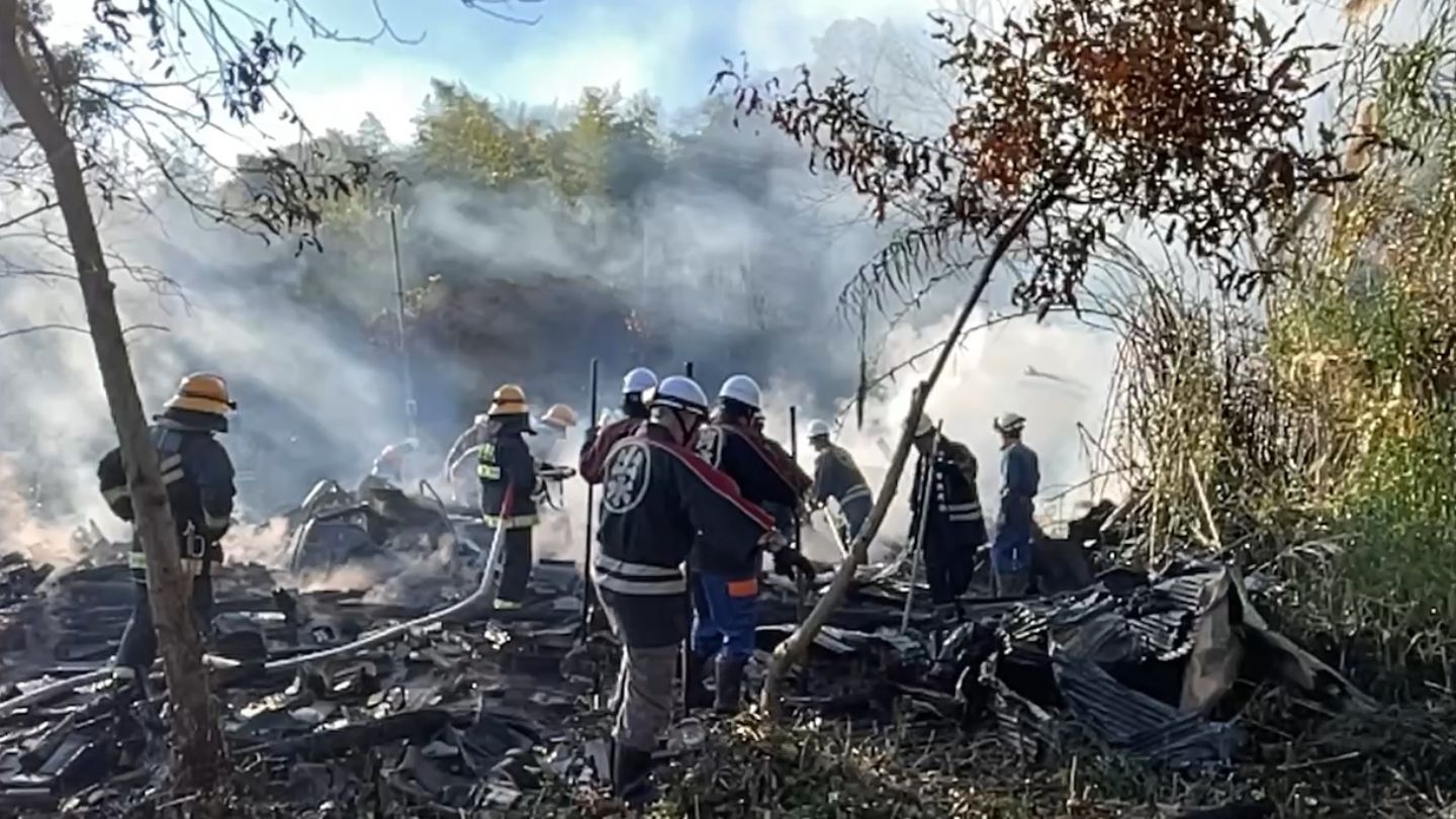 空き家1棟が全焼　「近くでごみを燃やしていた」火が燃え移った可能性　鹿児島・出水市