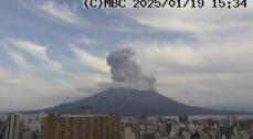 桜島で爆発的噴火　噴煙２０００ｍ　鹿児島【20日午前9時までの降灰予報】