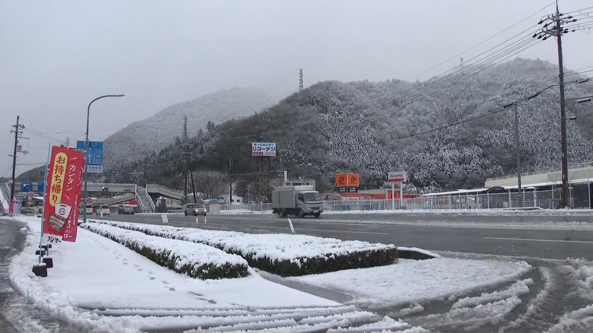 大阪・京都・奈良で初雪観測…京都は昨シーズンより２０日早い　兵庫・香美町では４６ｃｍの積雪も