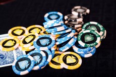 ＜カジノの是非＞日本は賭場を開帳するヤクザになるのか？