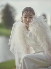 山田杏奈、純白ウエディングドレス姿披露 理想の結婚式明かす