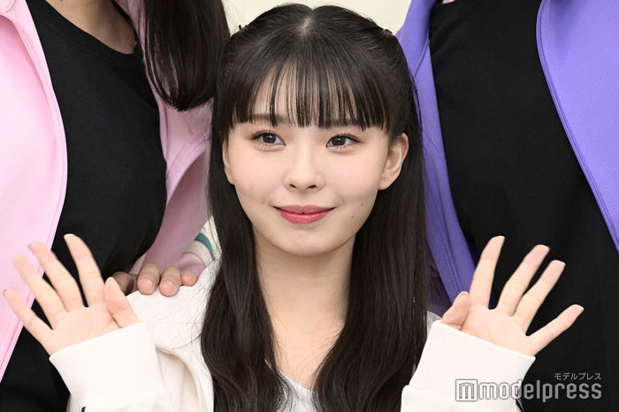 川口ゆりな、ノースリーブ姿で美ウエスト披露 ディズニーショットに「画面全て可愛い」「綺麗すぎ」の声