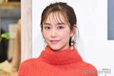 桐谷美玲、美ウエストちらり ミニ丈コーデ披露「少しでも布を減らしたくて」