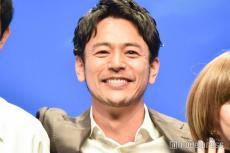 妻夫木聡、機内で遭遇した人気俳優との2ショット公開「すごすぎる」「こんなことがあるなんて」と反響続々