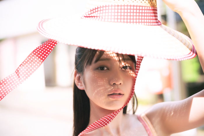 AKB48大盛真歩、1st写真集決定＆“過去最大露出”挑戦 美バスト際立つ入浴カット解禁