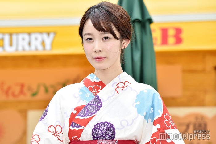 TBS良原安美アナ、色白美脚輝くミニスカ姿「スタイル良すぎ」「私服オシャレ」と反響