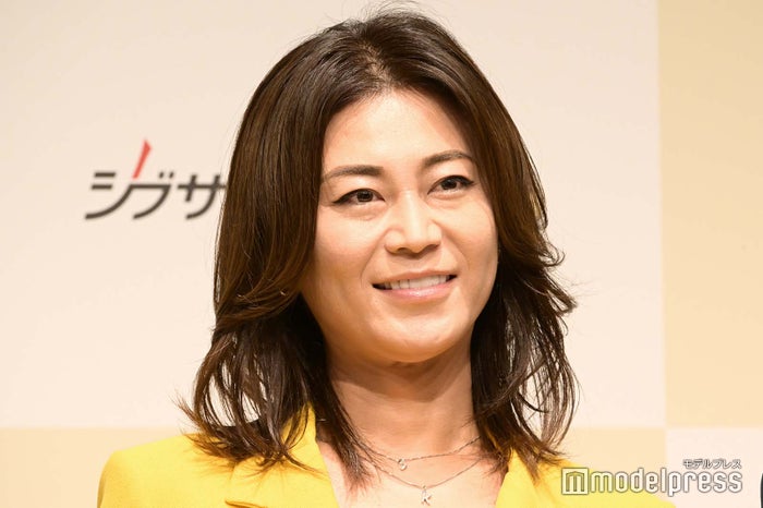 氷川きよし、美脚際立つパジャマ姿「憧れのスタイル」「見惚れる」と話題に