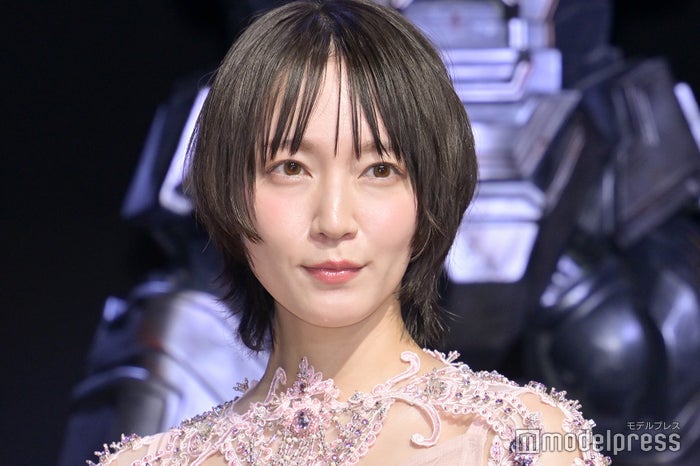 吉岡里帆、すっぴんからのメイク動画公開「眼福」「永久保存版」と絶賛の声殺到