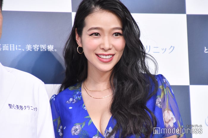 紅蘭、5歳長女と密着2ショット「美人親子」「成長してる」の声