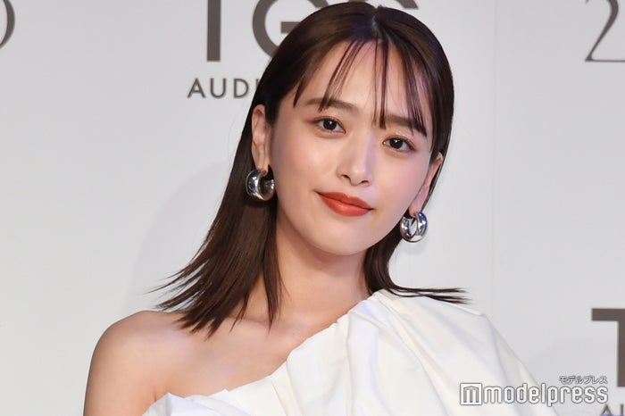 近藤千尋、美脚際立つミニスカ姿に「スタイル抜群」「綺麗で見惚れた」と絶賛の声 8月に第3子出産