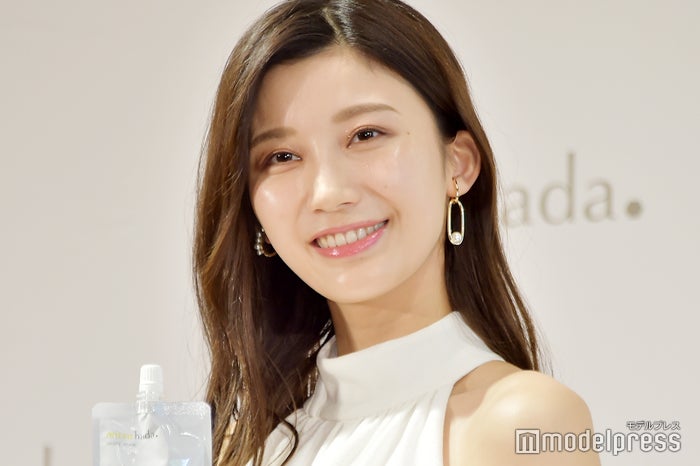 小倉ゆうか、ビキニ姿で美ボディ披露「美しい」「スタイル良い」と反響