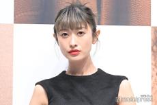 山田優、ロンT×ミニスカで美脚堂々披露「異次元」「かっこいい」と反響