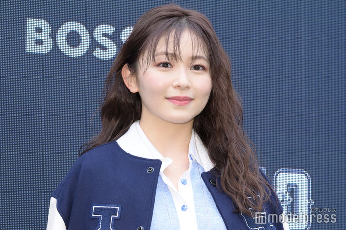 久間田琳加、ミニ丈私服で美脚スラリ「スタイル抜群」「天使」と反響続々