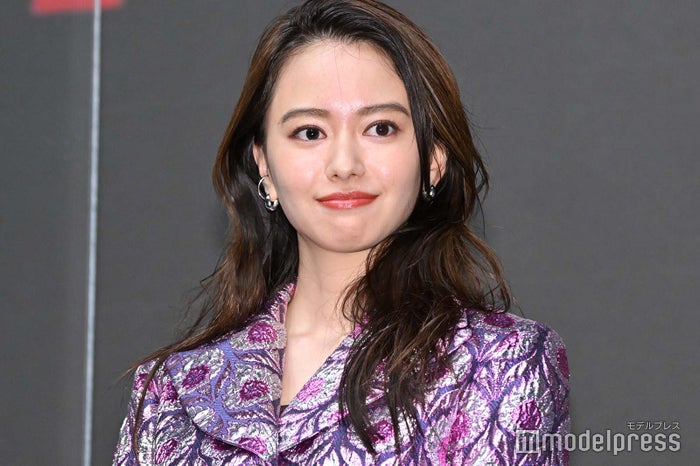 山本舞香、左手薬指の指輪披露 マイファスHiroとの結婚発表前に今田耕司と交わした“やりとり”明かす