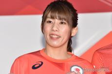 吉田沙保里、ミニスカ婦人警官コスプレで「逮捕しちゃうぞ」