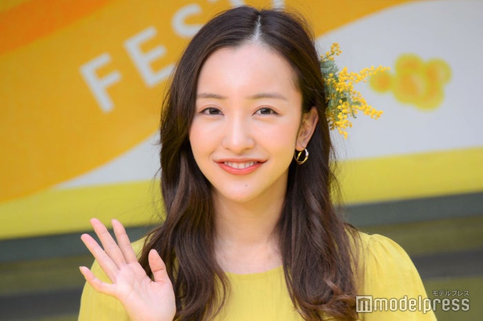 板野友美、3歳娘の誕生日祝福ショット公開「子供あるあるな事件」も告白