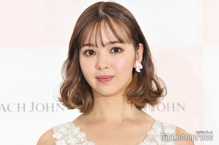 藤田ニコル、結婚式後の豪華2次会パーティーが話題 美人母“ままるん”が踊る様子も公開