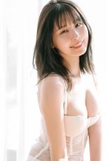 有村藍里、“5年ぶりグラビア作品”で大胆カット 30代初の写真集刊行【あいりのまま。】