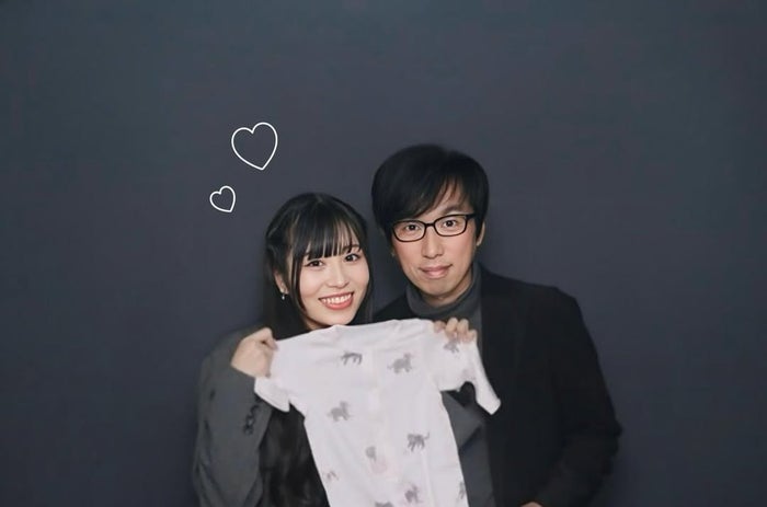 “27歳年上ファンと結婚”元アイドル・幸巴、妊娠を発表 夫婦密着ショットも公開