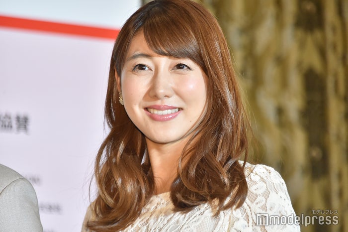 安めぐみ、娘2人とのプライベートショット公開「美人親子」「素敵な1枚」と反響