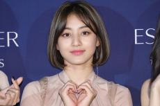 TWICEジヒョ、ミニスカで圧巻美脚披露「理想のスタイル」「憧れ」の声