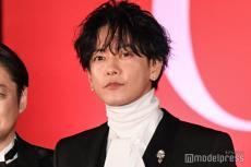 佐藤健、ファンに接近＆サインで会場混乱「押しつぶされてないですか？」気遣い光る【はたらく細胞】