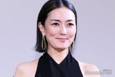 板谷由夏、美背中ざっくりドレス姿で登場「50歳を目の前にして人として女性としていろんなことを考える1年だった」【Precious WATCH AWARD 2024】