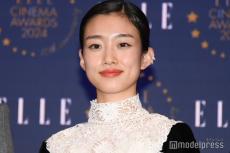 河合優実、“今年最も輝いた女優”に「ずっと走ってた」怒涛の1年回顧【ELLE CINEMA AWARDS 2024】