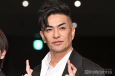 北村一輝、ド派手タトゥーびっしり タイでのオフショットが話題「かっこいい」「すごい迫力」