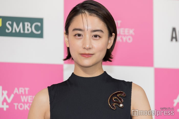 山本美月、オン眉ショートボブで雰囲気ガラリ「小顔が際立つ」「新鮮」と反響