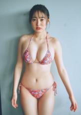 「美少女図鑑アワード2023」白濱美兎、ふんわり美バスト溢れる