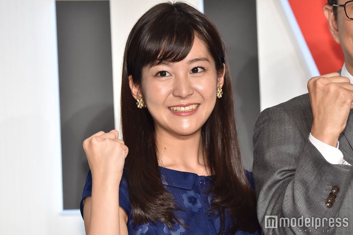 テレ朝・林美桜アナ、美人母との幼少期ショット公開「親子そっくり」「面影感じる」と反響