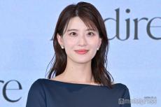 日テレ郡司恭子アナ、ミニ丈でスラリ美脚輝く「スタイル抜群」「似合う」と絶賛の声