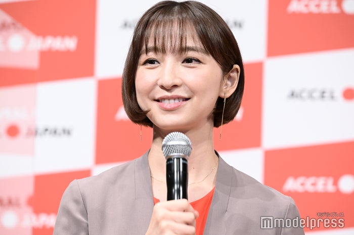 篠田麻里子、娘の歌声＆ダンス動画公開「アイドルのオーラ」「遺伝子受け継いでる」と反響