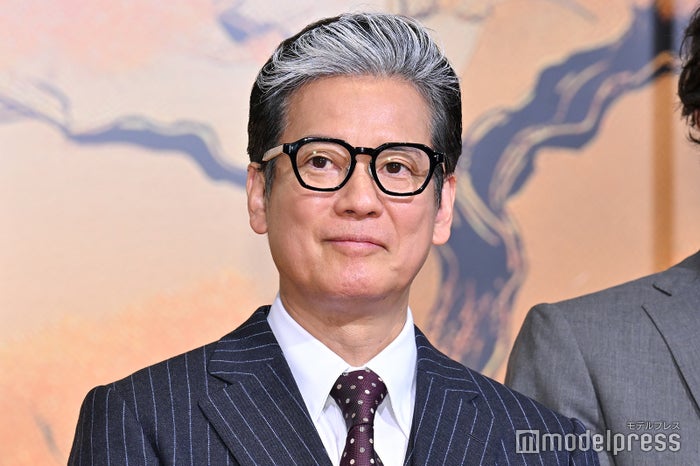 唐沢寿明、共演者の奇抜ヘアスタイルに指摘「冗談じゃない」【プライベートバンカー】