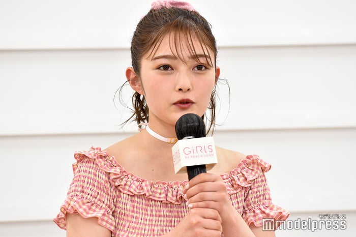 井上咲楽、家族6人集合の大晦日公開「顔出ししてるのお父さん？」「風情があるお家で素敵」の声