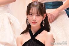 堀未央奈、ビキニ姿で美背中＆美脚輝く「まるでマーメイド」「儚さと色気が爆発してる」と反響