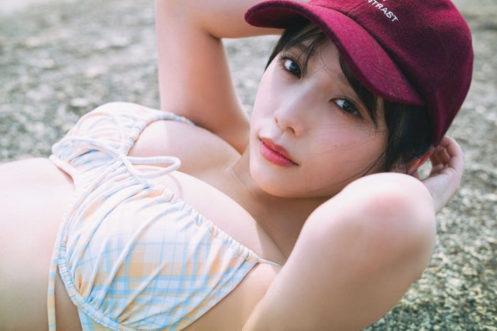 乃木坂46与田祐希、水着姿で寝転ぶ 3rd写真集先行カット第12弾解禁【ヨーダ】