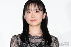激レア芦田愛菜生写真 芦田愛菜、シースルードレスで登場 体当たりで演じた作品振り返る